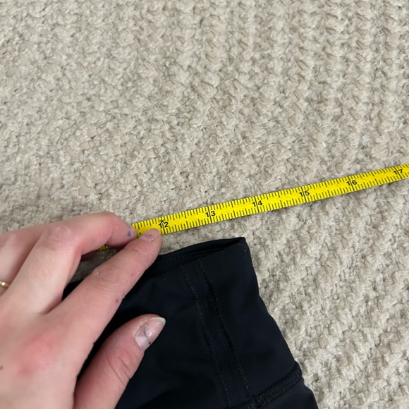 Lululemon black skort (4) - Picture 8 of 11